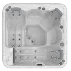 Pluto P&P - Wellis Hot Tub