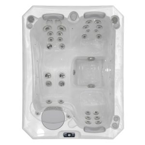 Manhattan Life - Wellis Hot Tub